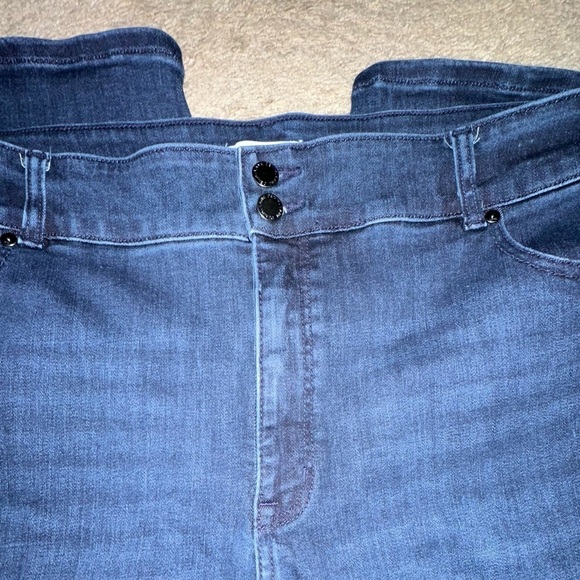 Lane Bryant Flex Magic Wasitband Tighter Tummy High Rise Straight Jeans sz 24 - Picture 9 of 11